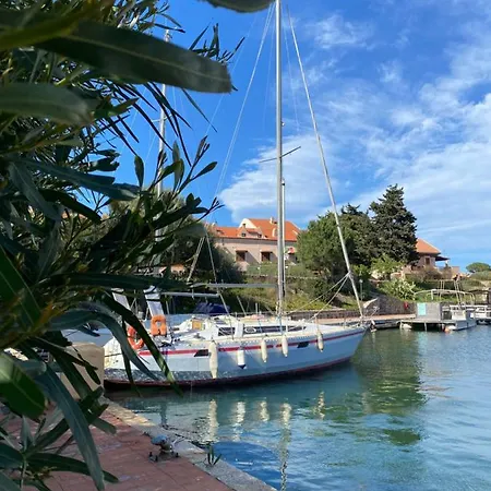 Guest house Cala Reale 3*