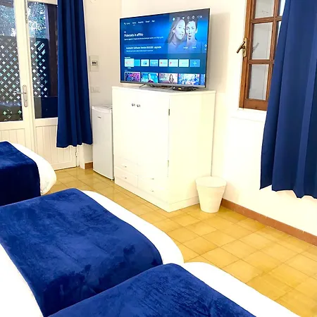 Guest house Cala Reale Marinella (Sardinia)