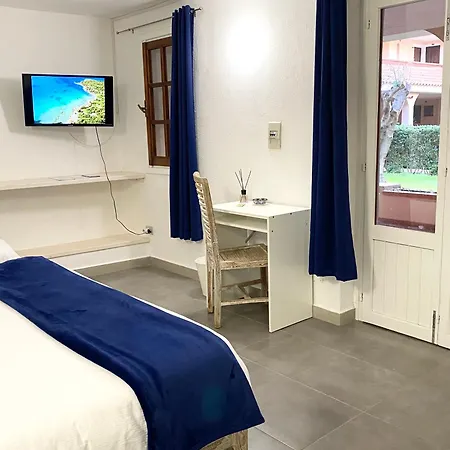 Cala Reale Marinella Guest house