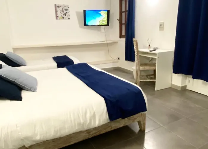 Cala Reale 招待所 3*